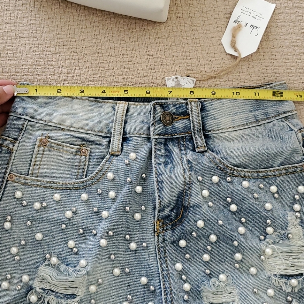 Pearl denim shorts - Picture 4 of 4